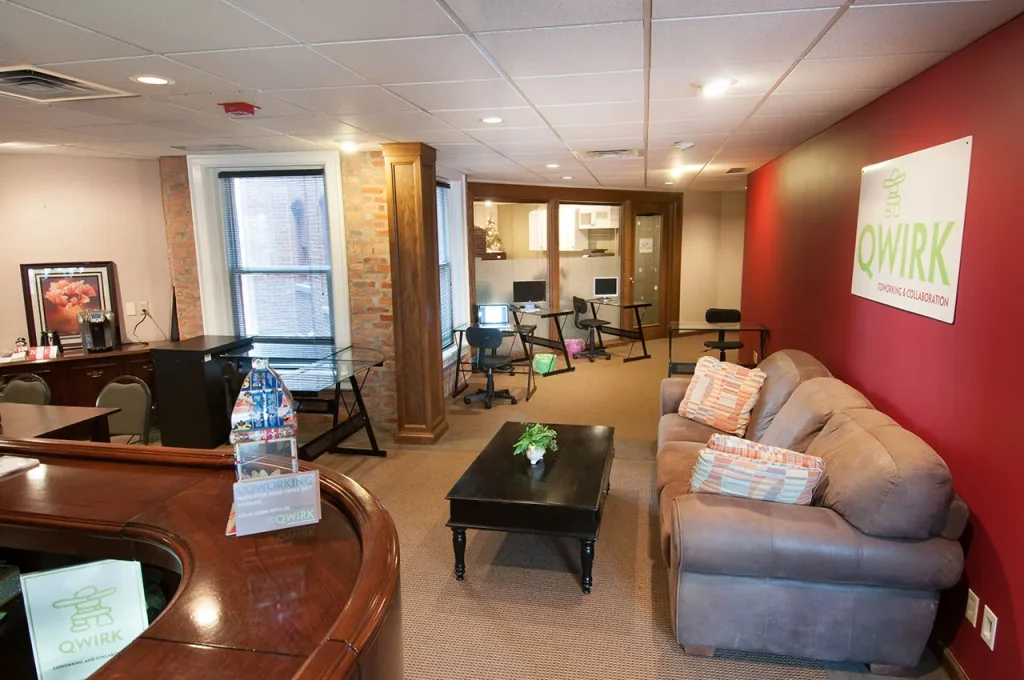 Lounge area at Qwirk Columbus highlighting amenities and community engagement